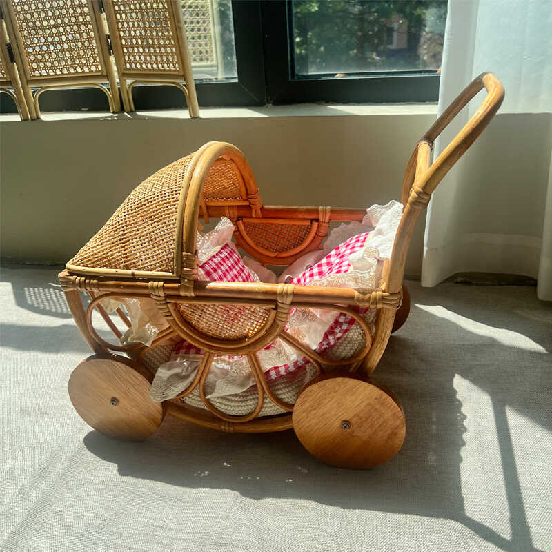 Passeggino in rattan intreccia - Baby Nursery Plants recensione e prezzo