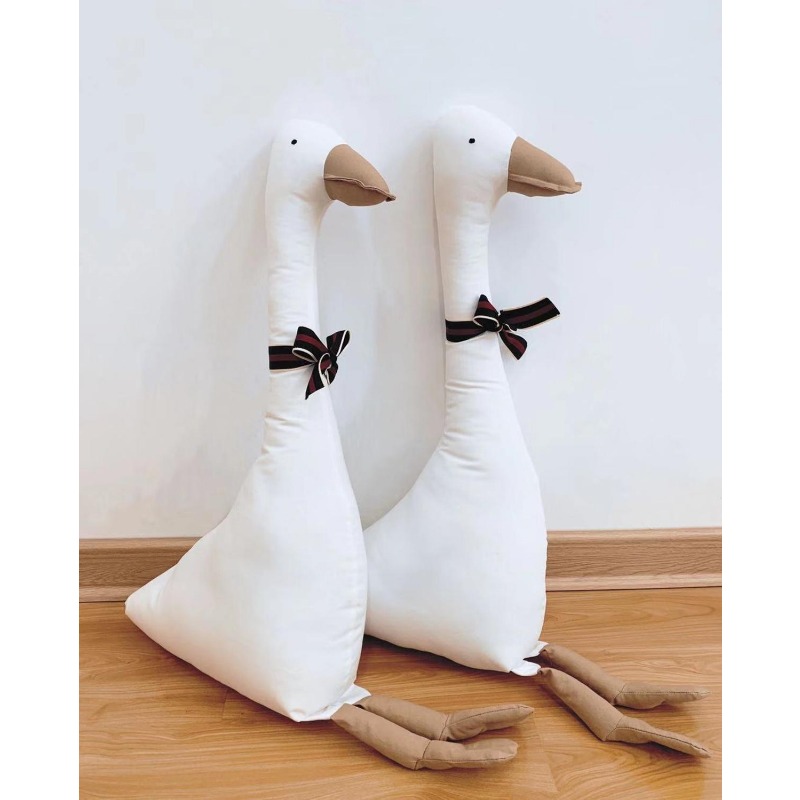 Peluche a forma di oca in tess - Baby Nursery Layout recensione e prezzo
